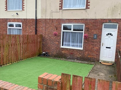 3 Bed Terraced House, Holmwood Avenue, NE64