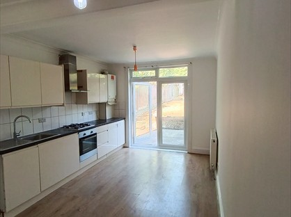 2 Bed Flat, Beauchamp Road, SE19