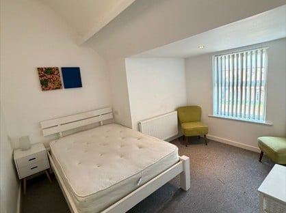 Room in a Shared House, Warmsworth Road, DN4