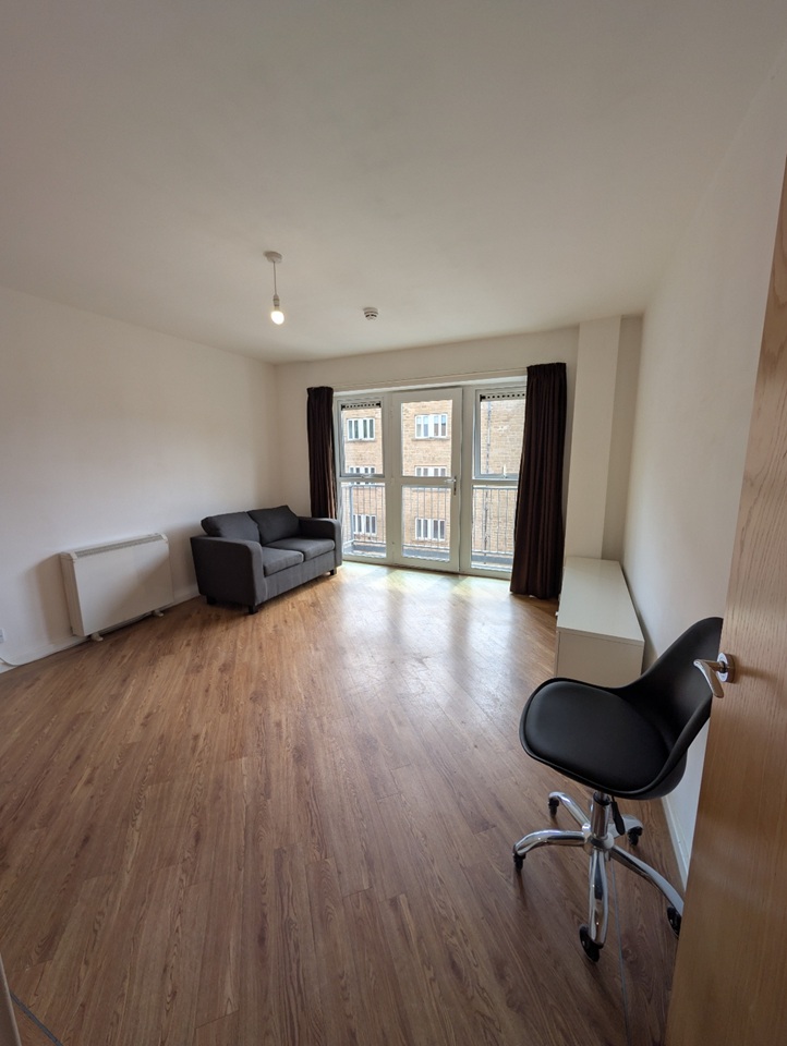 1 Bed Flat, Buslingthorpe Lane, LS7 photo 5