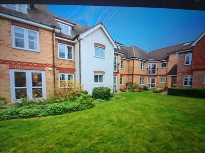 1 Bed Flat, St Rumbolds Court, NN13