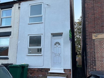 2 Bed Terraced House, Weston St, DE11