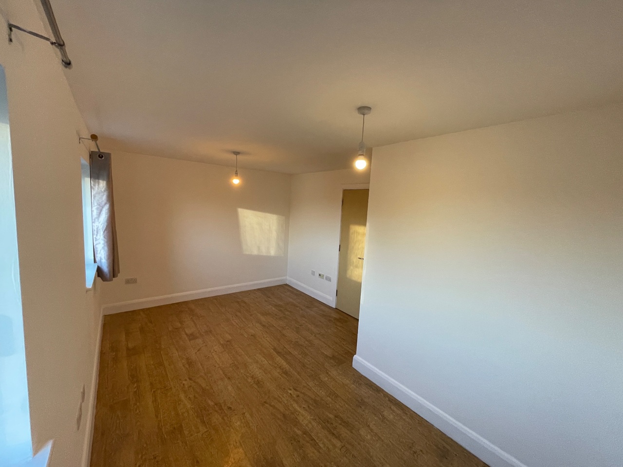 2 Bed Flat, Rickman Drive, B15 photo 2