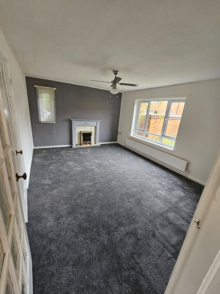 4 Bed Semi-Detached House, Castleton Close, NG2