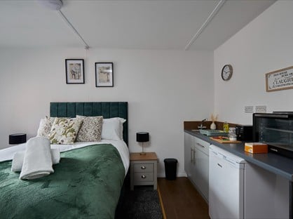 Studio Flat, Altofts Lane, WF10