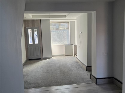 2 Bed Terraced House, Lexden St, WA5