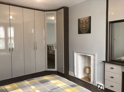 3 Bed Semi-Detached House, Hollow Way, OX4