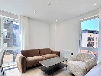 1 Bed Flat, The Willows East, BA2