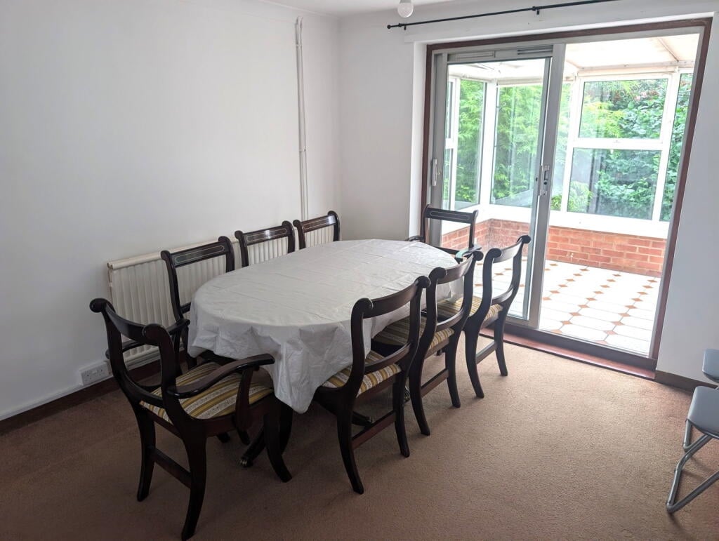 3 Bed Detached House, Neale Close, CB1 photo 4