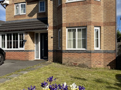 5 Bed Detached House, Rushway Avenue, M9