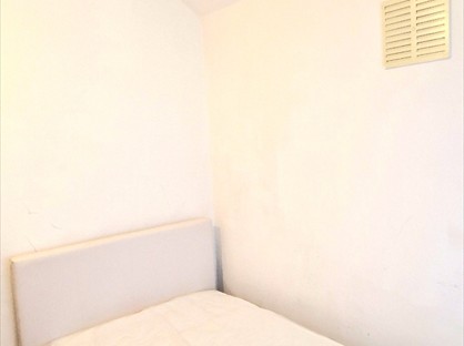Room in a Shared House, Springfield Road, DY5