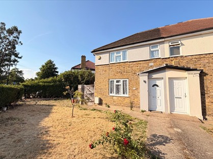 2 Bed Semi-Detached House, Martindale Road, TW4