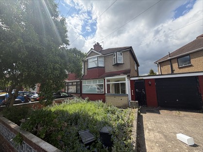 3 Bed Terraced House, Mapleton Crescent, EN3