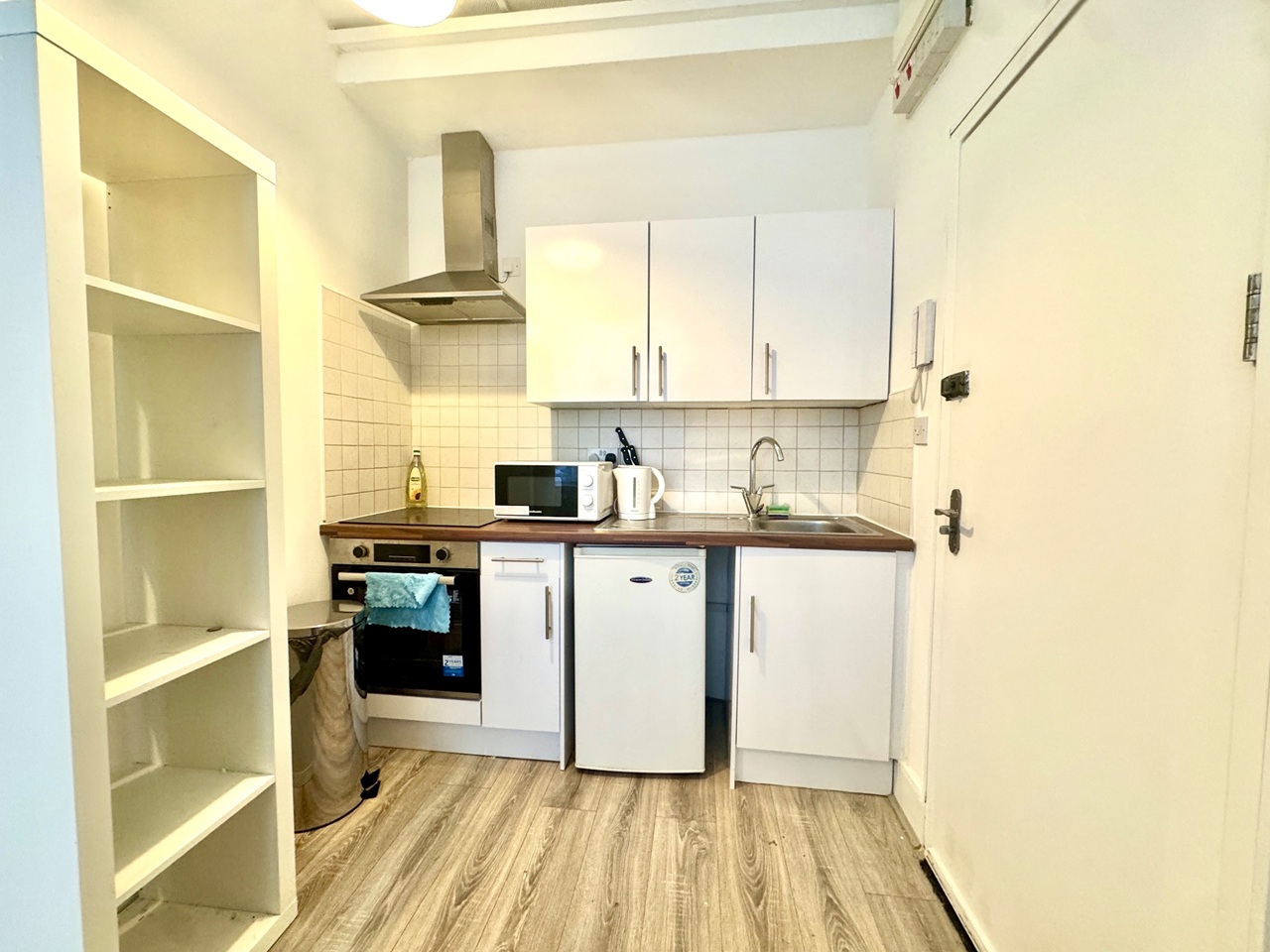 Studio Flat, London, W2 photo 2
