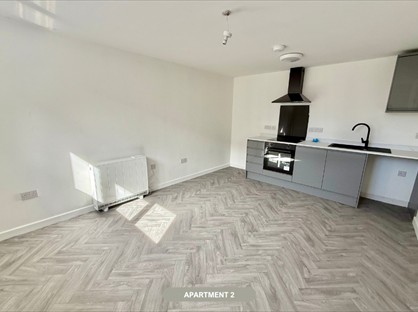 1 Bed Maisonette, Market Place, NG18
