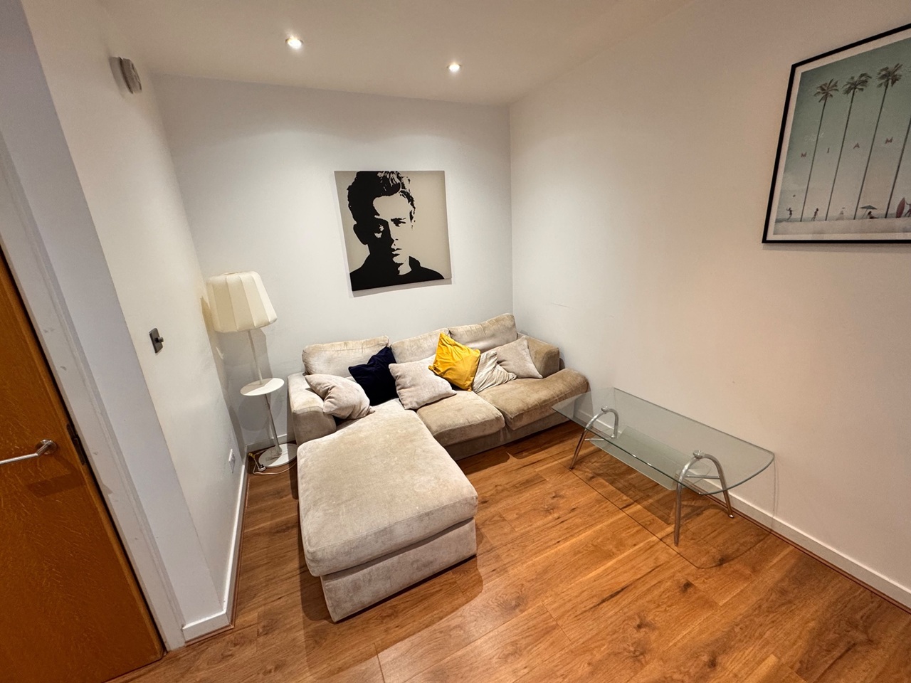 2 Bed Flat, Oswald St, G1