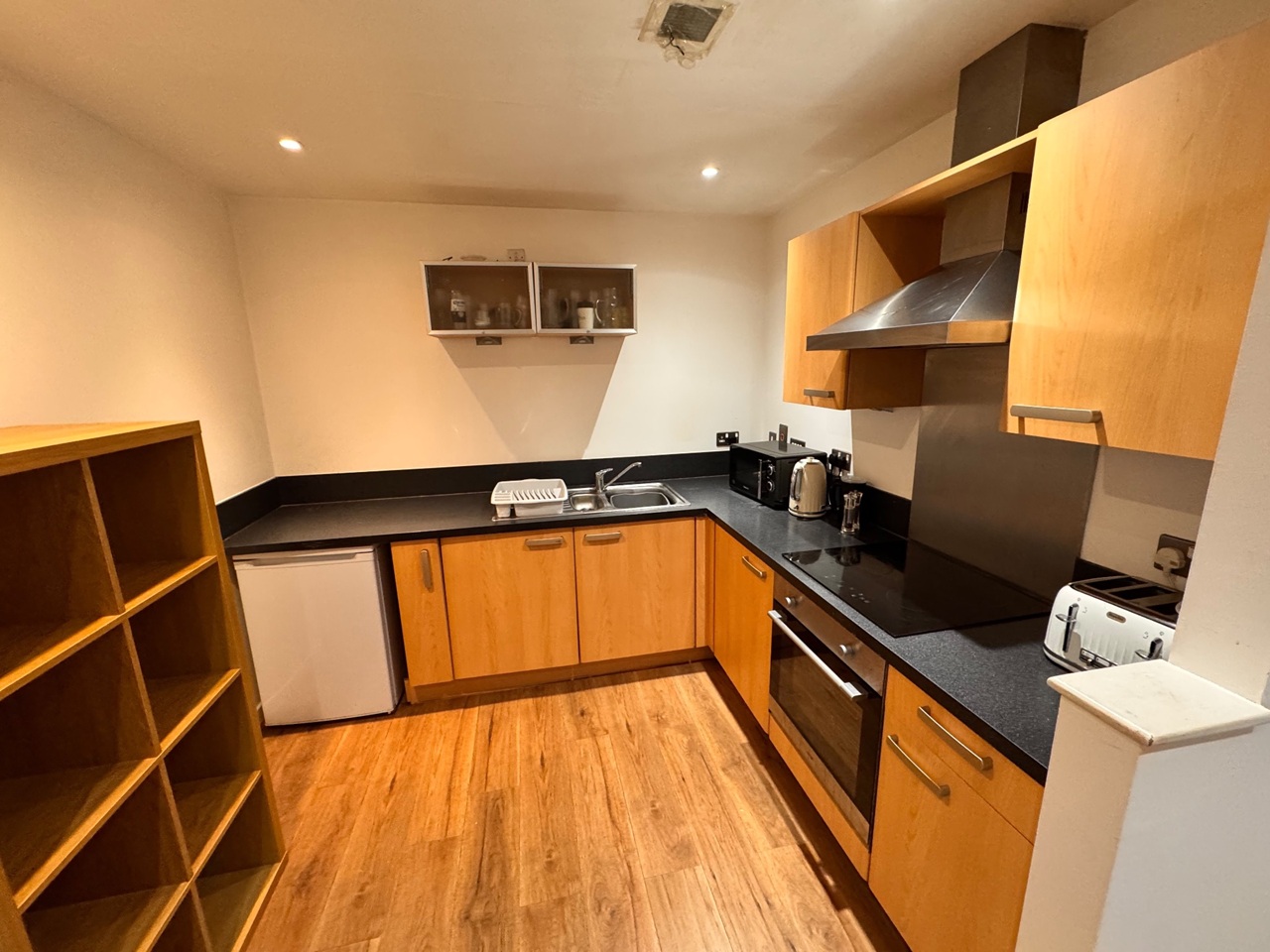 2 Bed Flat, Oswald St, G1 photo 3