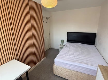 Room in a Shared House, Circus Drive, CB4