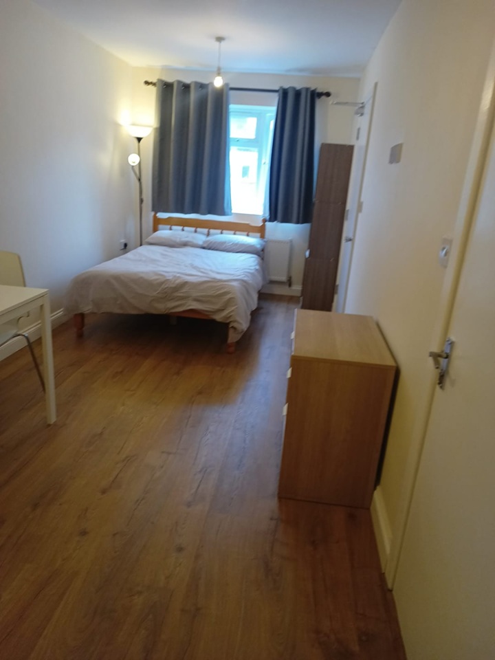 Room in a Shared House, Nuns Way, CB4 photo 2