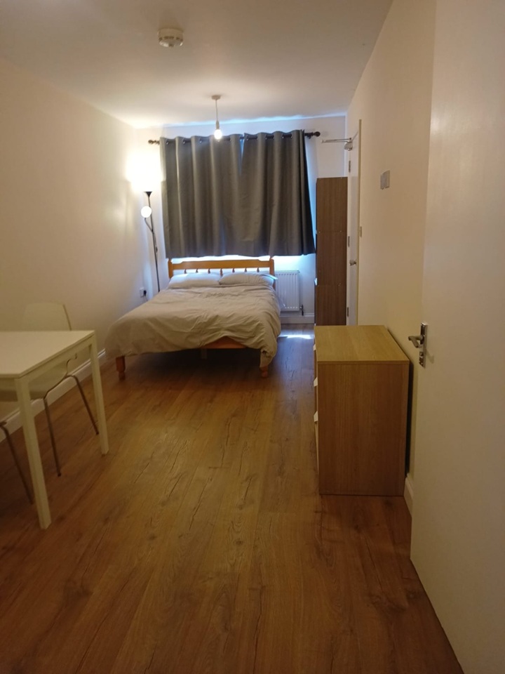 Room in a Shared House, Nuns Way, CB4 photo 3