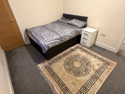 Room in a Shared House, Wenlock Road, B20