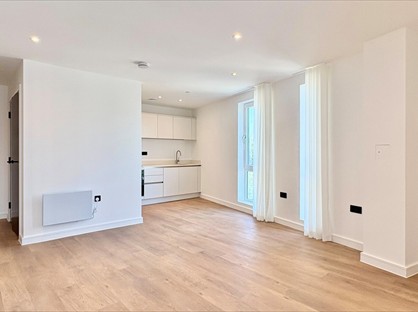 1 Bed Flat, The Willows, BA2