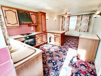 Room in a Shared Flat, Welhouse Road, SM5
