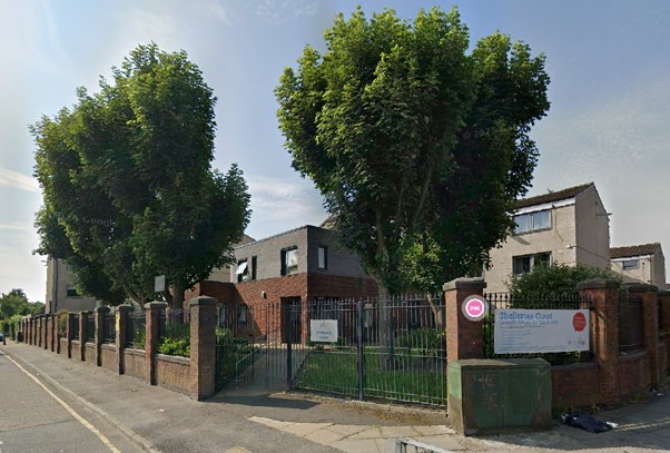 2 Bed Flat, Shallcross Court, L6