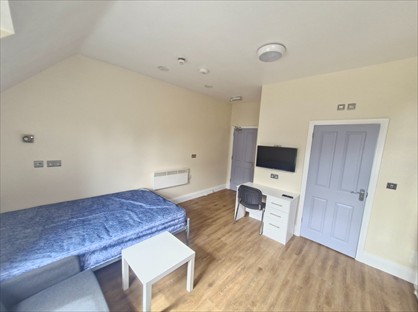 Studio Flat, Gala House, B5