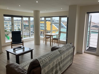 2 Bed Flat, The Bar, NE1