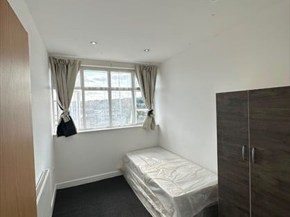 2 Bed Flat, Pudding Lane, ME14