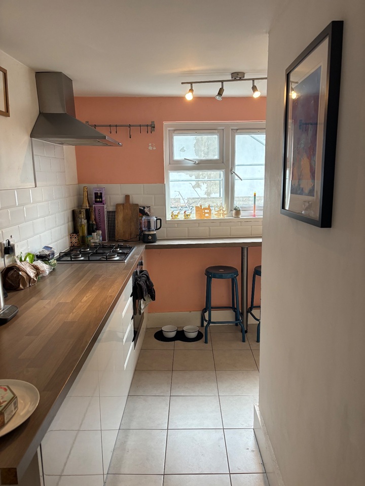 1 Bed Flat, Ditchling Rise, BN1 photo 5