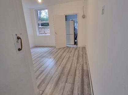2 Bed Terraced House, Hazelwood Road, NG7