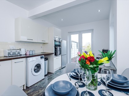 4 Bed Detached House, Vickers Cl, CH5