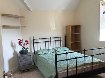 Room in a Shared House, The Cottage, UB8