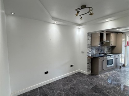 2 Bed Terraced House, Tavistock Avenue, AL1