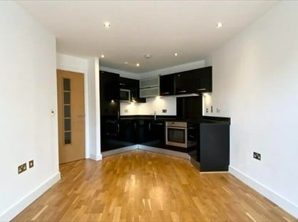 2 Bed Flat, Pond Garth, YO1