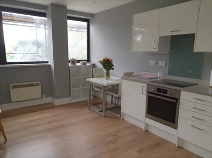 1 Bed Flat, Hanover House, RG1