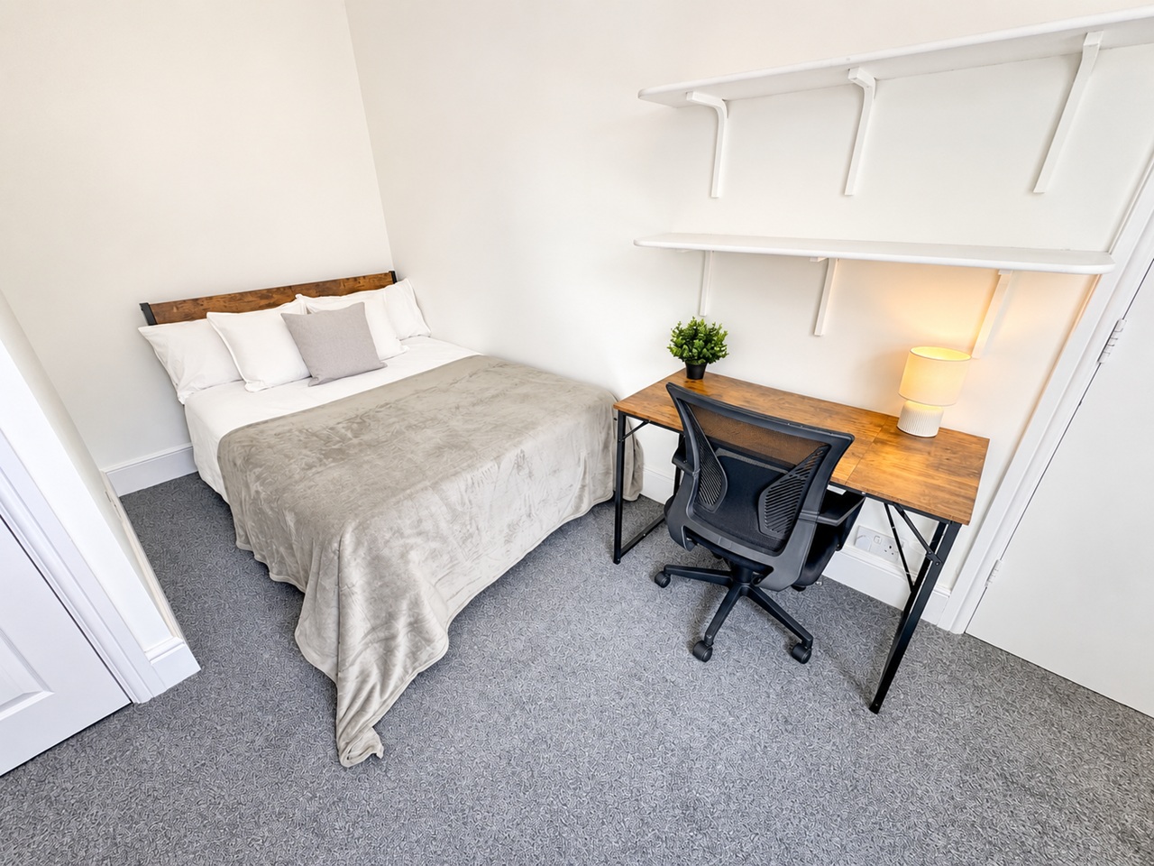 Room in a Shared House, Hallewell Road, B16