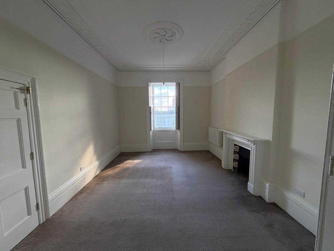 2 Bed Flat, Caledonia Place, BS8 photo 4