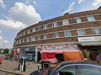 Studio Flat, Ashbourne Parade, W5