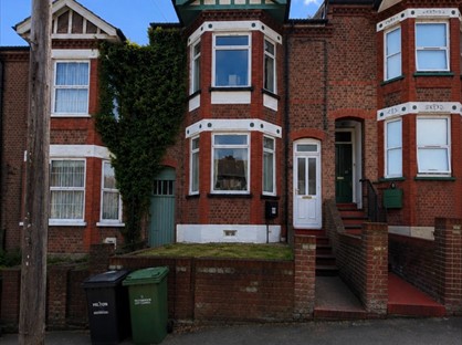 4 Bed Terraced House, Russell Rise, LU1