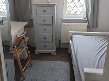 Room in a Shared House, Knightsbridge Gardens, RM7