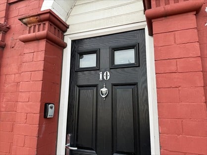 3 Bed Terraced House, Dockin Hill Road, DN1