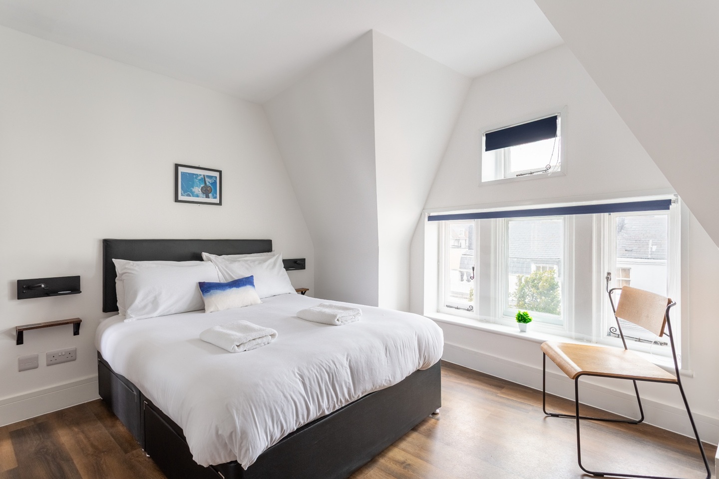 3 Bed Flat, Steine St, BN2 photo 3