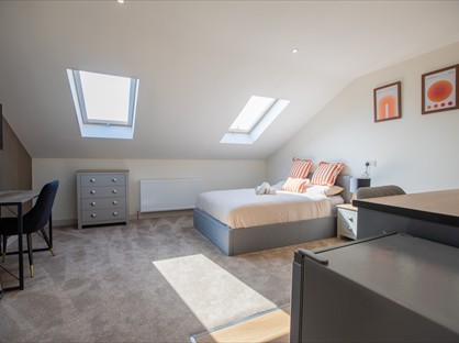 8 Bed Terraced House, Wadham Road, PO2