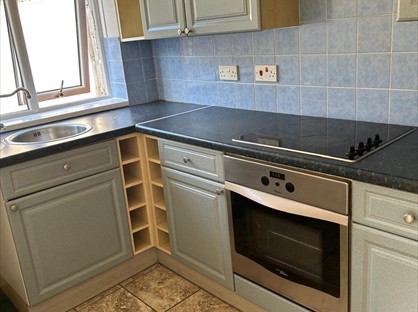 3 Bed End Terrace, Chardsmead Road, DT6