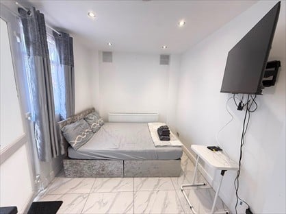 Studio Flat, Cowley Mill Road, UB8