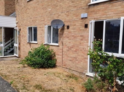 2 Bed Flat, Ryland Close, CV31