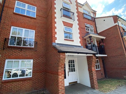 1 Bed Flat, Midland Terrace, NW10